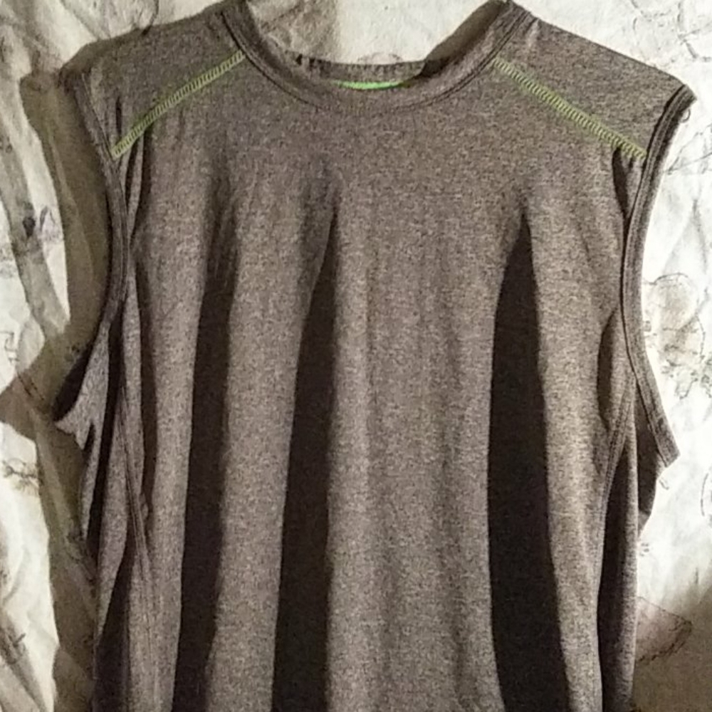 Men's shirt